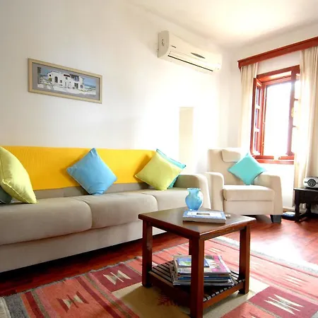 Karya House Apartman