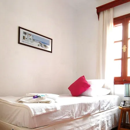 Apartman Karya House